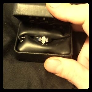 18k gold diamond ring